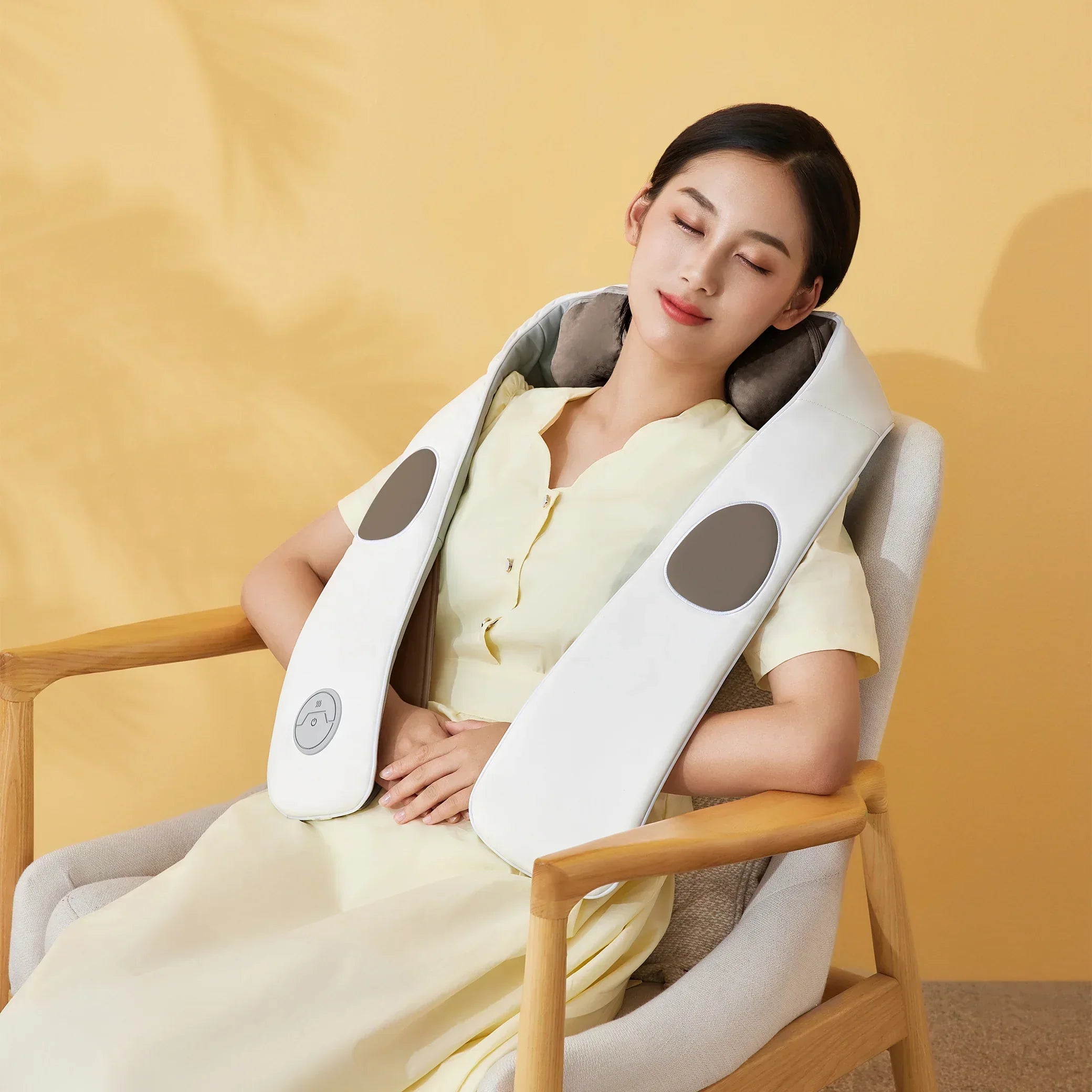 RT-55 - Rotai Health - Best Massage Chair in Dubai UAE - Shop massage chairs in UAE, Saudi Arabia -Therapy Massage Chairs - Back, Neck, & Leg Pain Relief