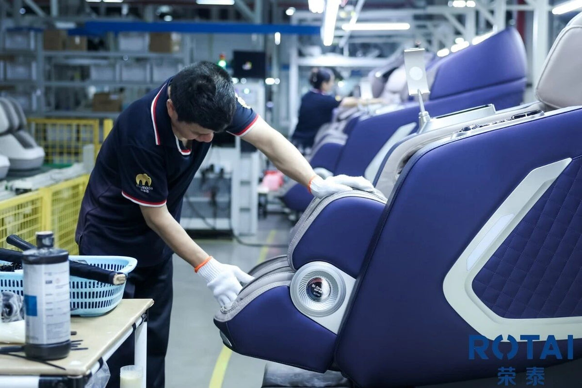 Final inspection of a ROTAI massage chair