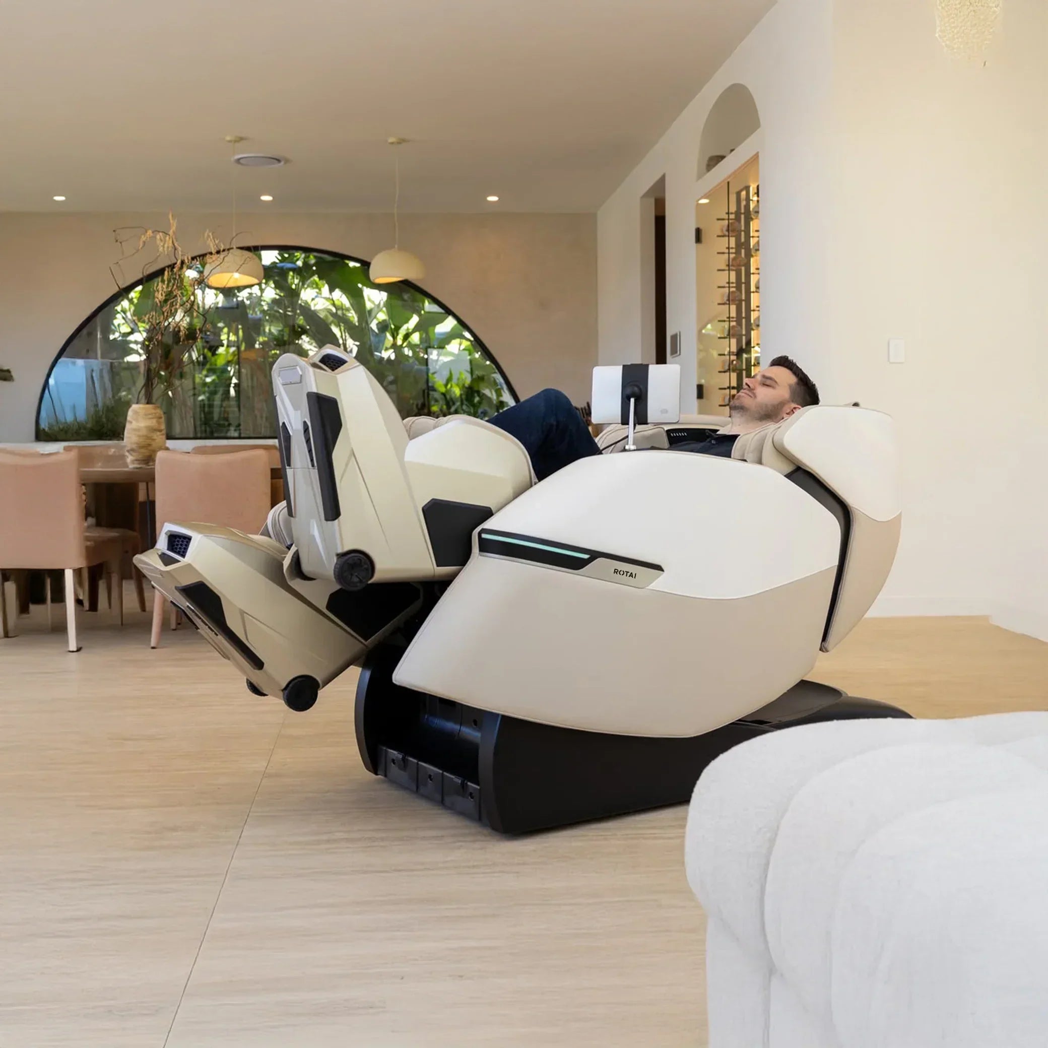 Rotai - Best Massage Chair in Dubai UAE - Shop massage chairs in Dubai, UAE, Abu Dhabi